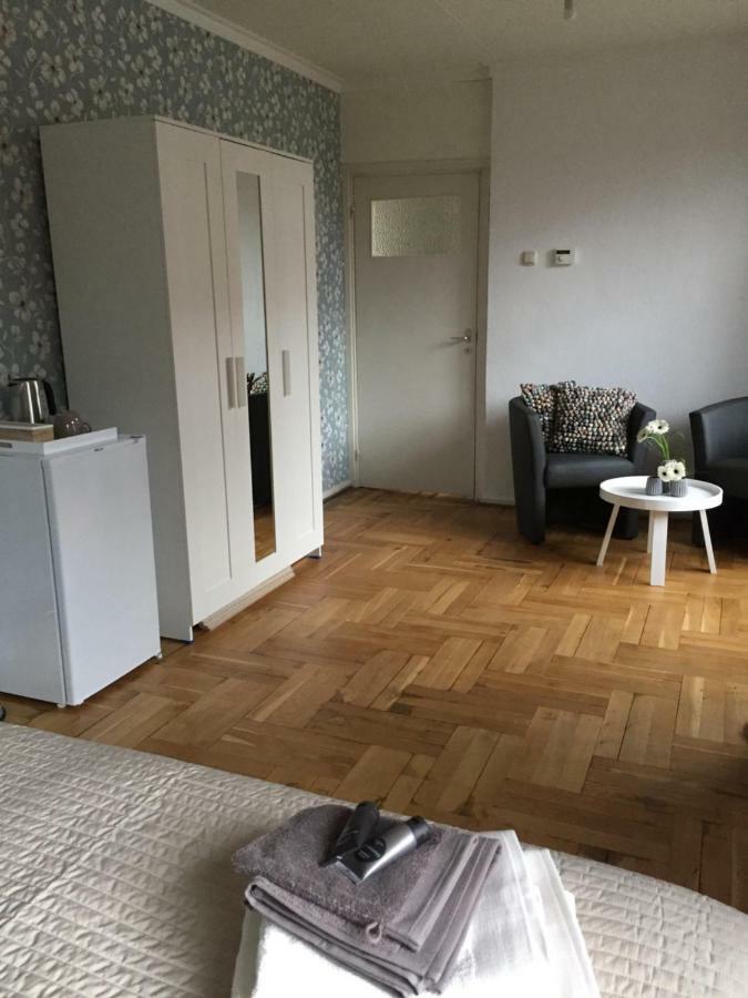 Bed And Breakfast Loft24 Херлен Экстерьер фото