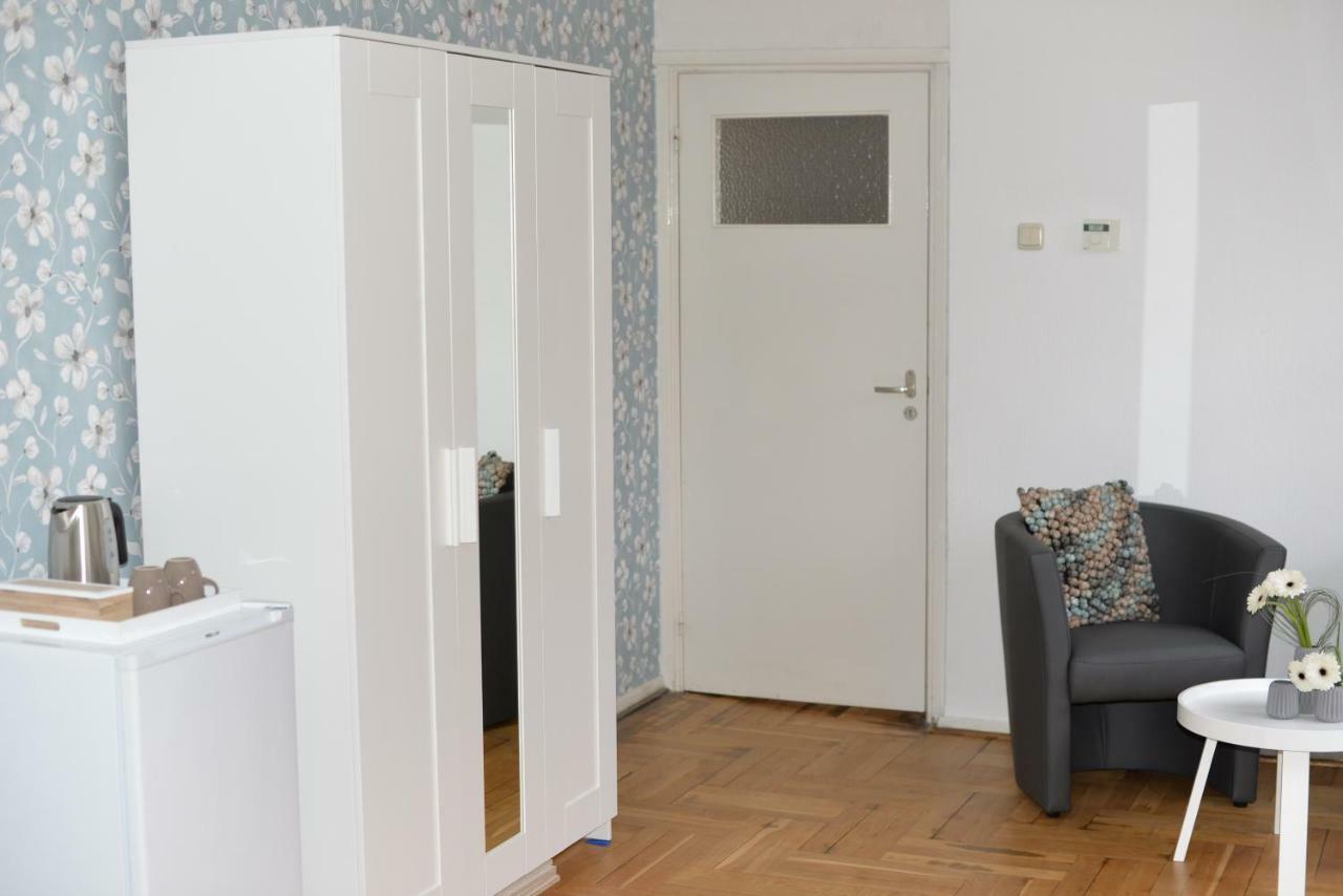 Bed And Breakfast Loft24 Херлен Экстерьер фото
